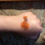 Fat cat hand design