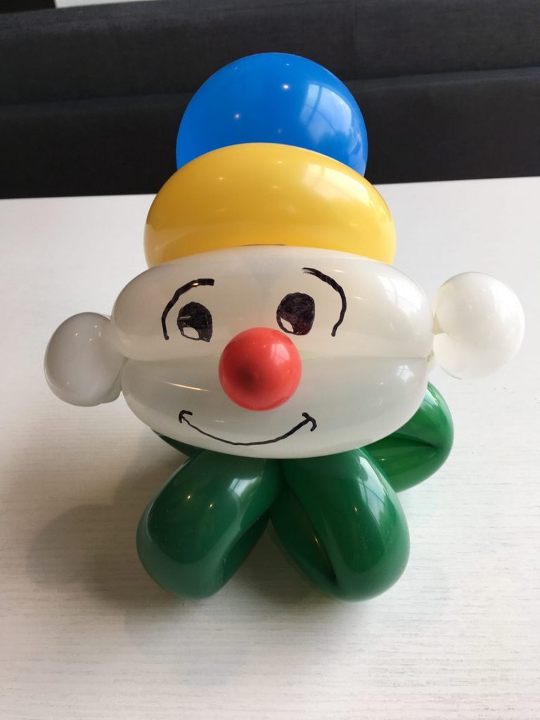 Balloon clown head